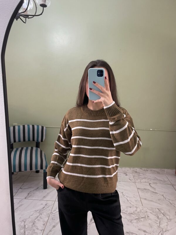 Sweater Rayado Básico