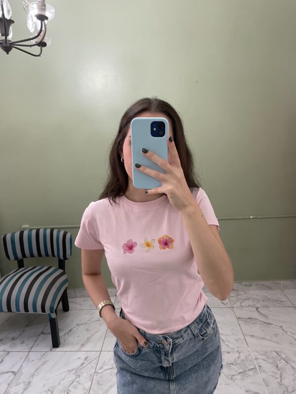 Remera Florcitas