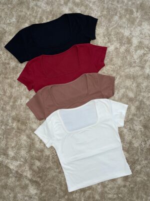 Remera Escote Cuadrado