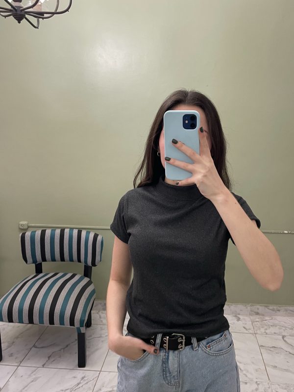 Remera con Cuello Lisa
